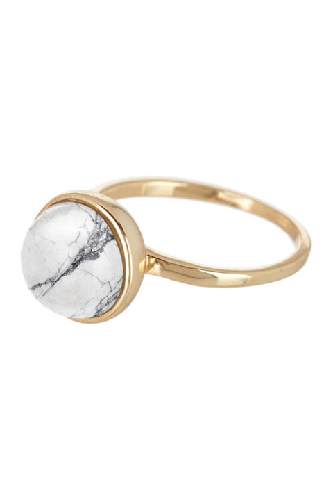 Howlite Round Ring In Gold - GF