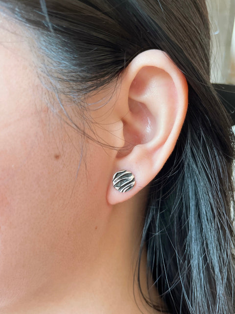 Round Wave Post Earrings - SF