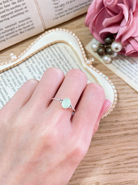 Sterling Silver & Green Aventurine Oval Cabochon Ring - SS